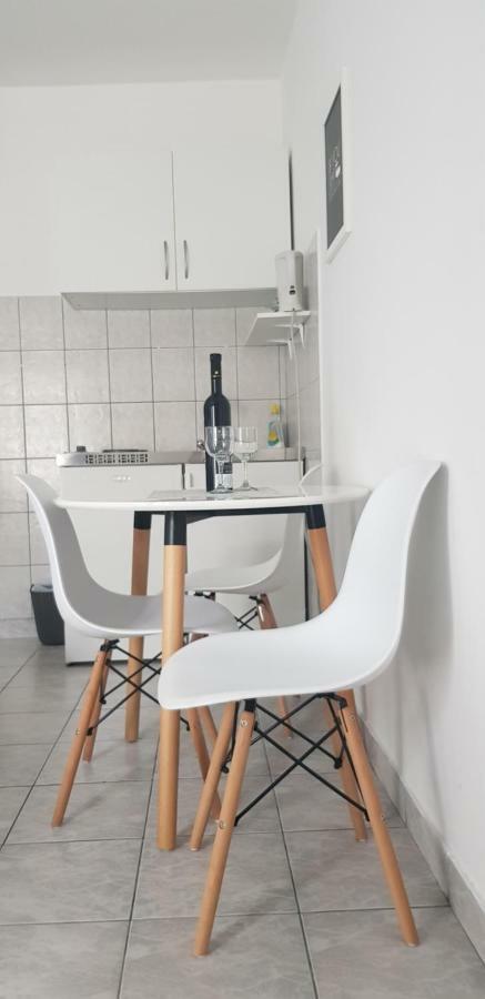 Lendas Studio Apartment Baška Voda Zewnętrze zdjęcie